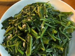 -芦茨金富饭庄·25年老字号·专做稻草鸡