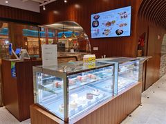 面包甜点陈列柜-光明悠焙(豫园店)