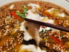 -龙少爷碳火干锅(环球中心店)