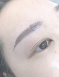 -莲姿娜半永久纹眉皮肤管理