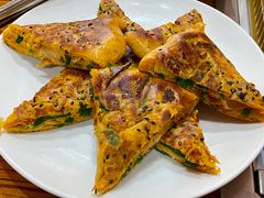 韩国泡菜饼-石烤屋烤肉拌饭(朱泾店)