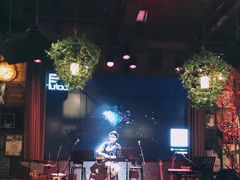 -胡桃里音乐酒馆(白云五号T5 MALL店)