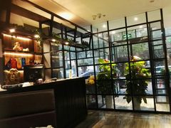 -阿洪锅贴王(小吃城店)