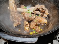 -茸梅路右拐龙虾-农家菜(松江店)