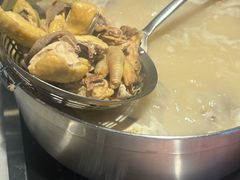 -尚尚仙·酸汤猪手·猪肚鸡火锅(华联万柳购物中心店)