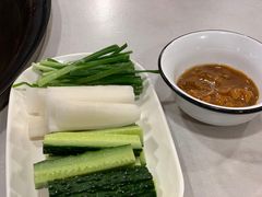 -小火炕铁锅炖鱼