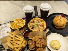 人气重磅拼盘-必胜客(上海新南方商城PH店)