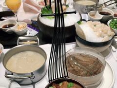 -红鼎豆捞·非遗鲍皇汤火锅(宝丰路店)