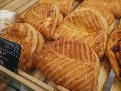 苹果派-老梦面包 CHEZMOREL(三源里店)