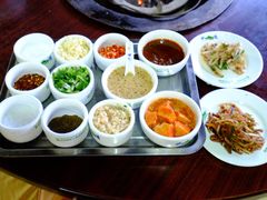 -朝伟清真铜瓢牛肉馆(三十年老·店)