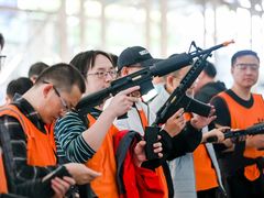 -兵魂·室内真人CS枪战俱乐部·团建·军事轰趴馆