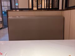 -七欣天香辣蟹火锅(闵行浦江欢乐颂店)