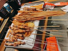 -三兄弟灰太狼烧烤.龙虾烤鱼(上海交大店)