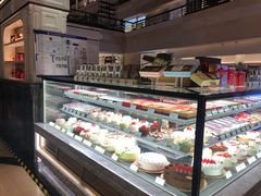 面包甜点陈列柜-布歌东京(金融街购物中心店)