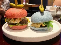 蓝朋友和粉堡贝-bluefrog蓝蛙(悠唐购物中心店)