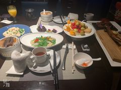 -江上荟·创意中国菜(绿地缤纷城店)