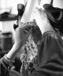 -Lady  Jane高端婚纱礼服馆