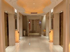 -白金汉爵大酒店-24小时餐厅