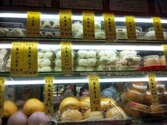 -白玉兰食品(汇联商厦店)