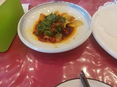 手剥皮蛋-侬佳蒸菜馆(听潮店)