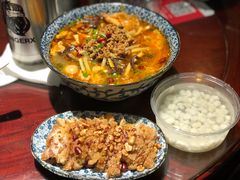 -粉家柳州螺蛳粉(杨宅路店)