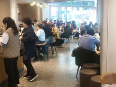 -星巴克臻选(周浦万达店)