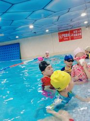 -子木乐园婴儿游泳馆(水晶港店)