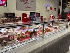 面包甜点陈列柜-Tims天好咖啡(江干万象城店)