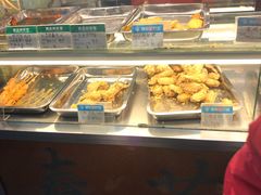 面包甜点陈列柜-春苗炸鸡