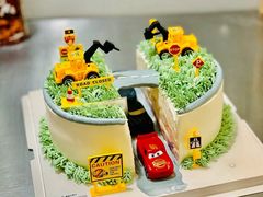 -咖咖熊蛋糕定制·英国蓝风车动物性淡奶油