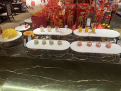 -广州万富希尔顿酒店·感趣自助餐厅·金秋蟹宴生蚝海鲜刺身