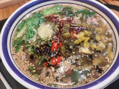 -云阿蛮云南生烫牛肉米线(奉贤路店)