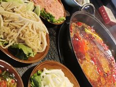 -冯校长老火锅(中联广场店)