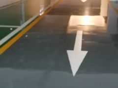 -金鹰国际购物中心(江都店)