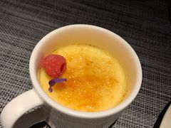 焦糖布蕾-卡普里披萨·牛扒·下午茶