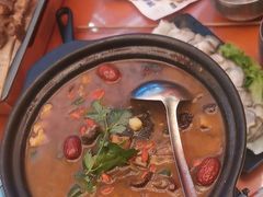 -神府路壹号·海鲜烧烤·砂锅粥·锅物(三坊七巷店)