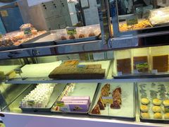 面包甜点陈列柜-鲍师傅糕点(西站店)