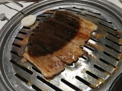 满心尝五花肉-本家韩国烤肉(青岛万象城店)