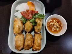 -大头虾越式风味餐厅(光明广场店)