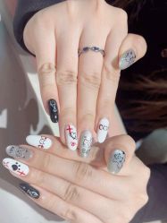 -丽心自助美甲美睫