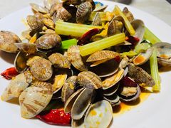 -休记光头香辣蟹干锅店(衣冠庙店)