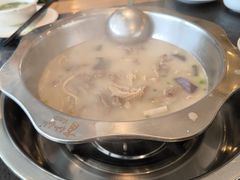 -肖仙仙羊肉汤·创于1996年(三官堂总店)