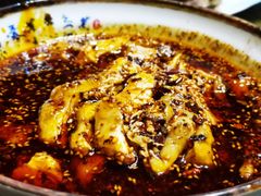 -土砂锅生态山庄·非遗砂锅雅鱼