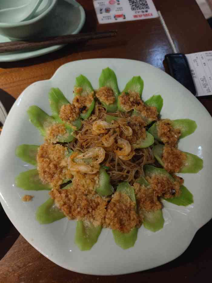 顾乡私房菜(龙湖u城店"当时被门口辣子猪肝的照片吸引而选择这家店.