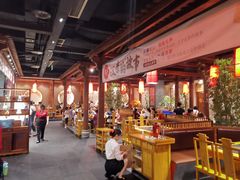 大堂-一斗火锅·招财羊毛肚(泰吉滨江店)