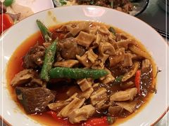 -圣厨牛腩(青春岛社区玉寿苑店)