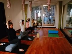 -Yvon yoga 瑜伽·精准体态管理中心