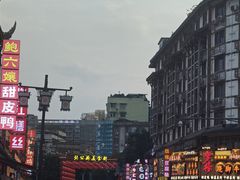 -张公桥美食街