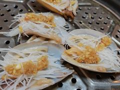 蒜蓉粉丝蒸元贝-海大大蒸汽海鲜餐厅·粤菜·特色小炒(欢乐颂店)