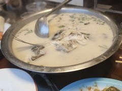 -雪湖煜辰鱼头老店(雪野湖店)
